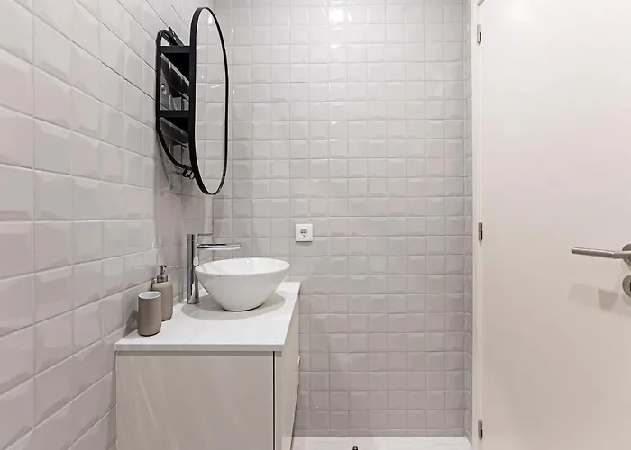 Apartman 31 Janeiro 157 - Charming 1br Flat W/ Ac & Balcony By Lovelystay