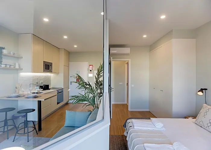 31 Janeiro 157 - Charming 1br Flat W/ Ac & Balcony By Lovelystay *